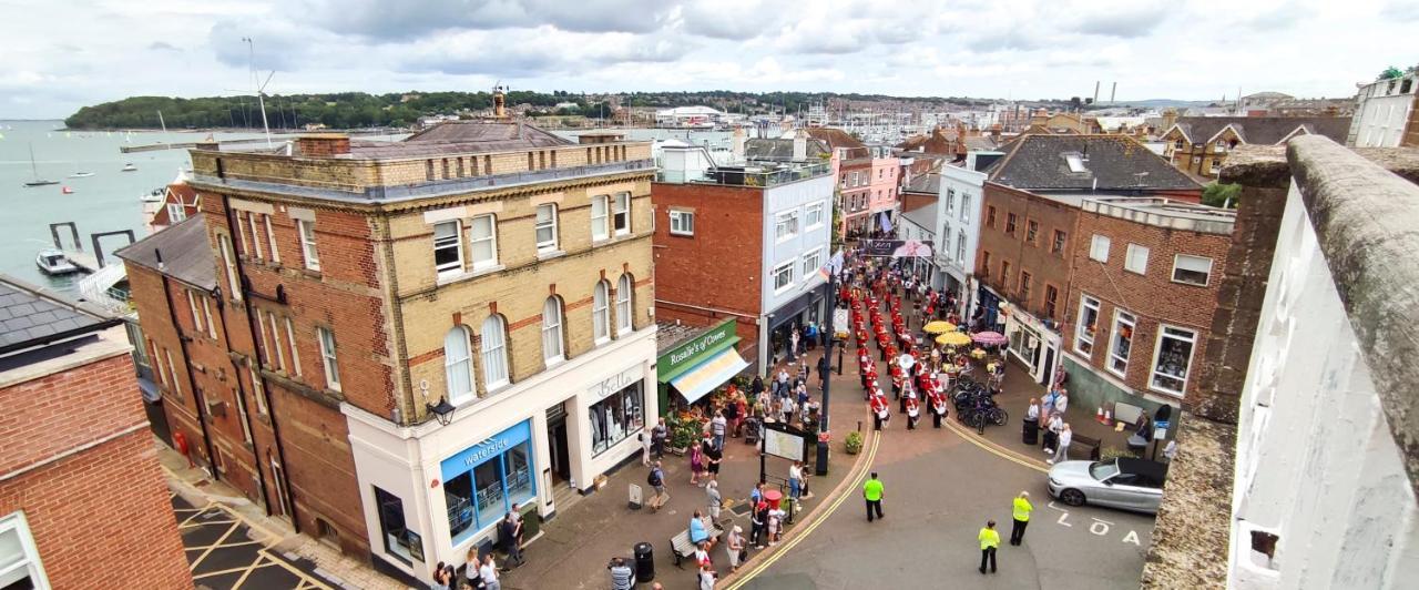 Seafarer'S View - 6 Bedroom Townhouse In Cowes, Parking & Seaviews. Cowes  Exteriör bild