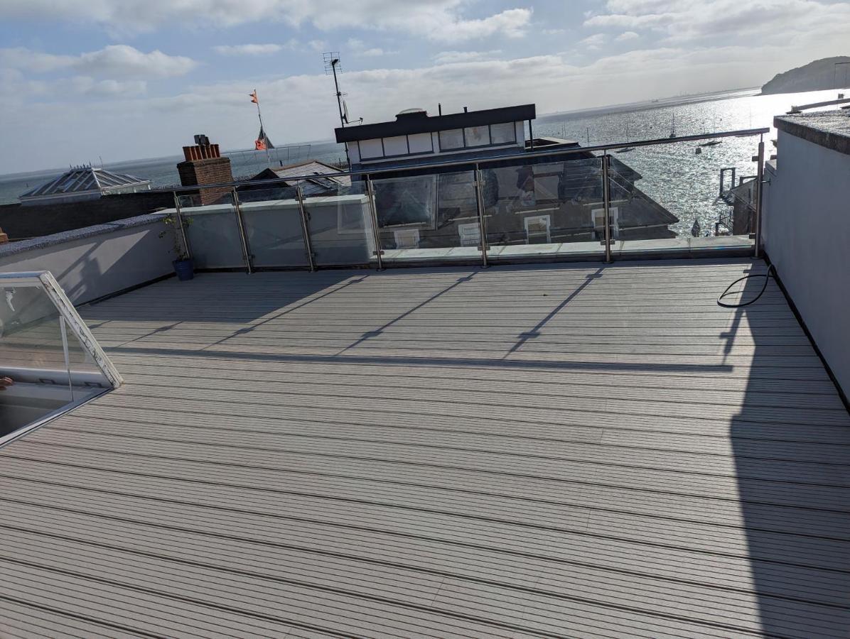 Seafarer'S View - 6 Bedroom Townhouse In Cowes, Parking & Seaviews. Cowes  Exteriör bild